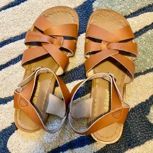 Womens Salt Water Sandal size 6/womens 8